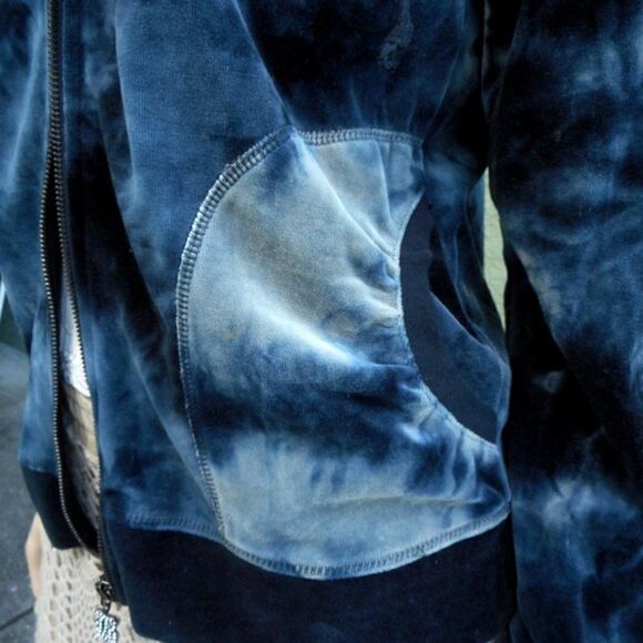 EUC BCBG Hooded Blue TieDye Zippered Jacket w/Rhinestones M - Picture 5 of 12